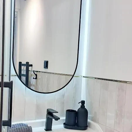 Lion - Premium With Balcony *