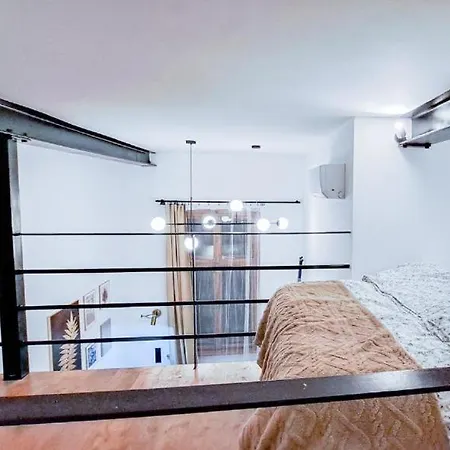Lion - Premium With Balcony Krakow