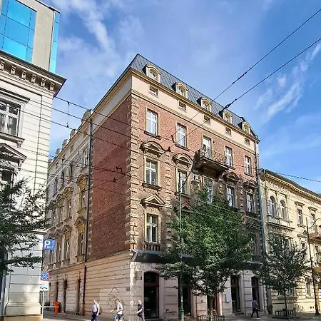 Lion - Premium With Balcony