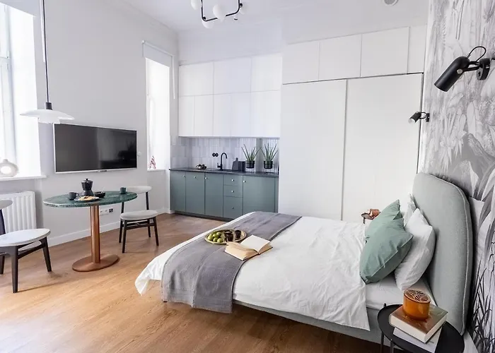 Lion - Premium With Balcony * كراكوفيا