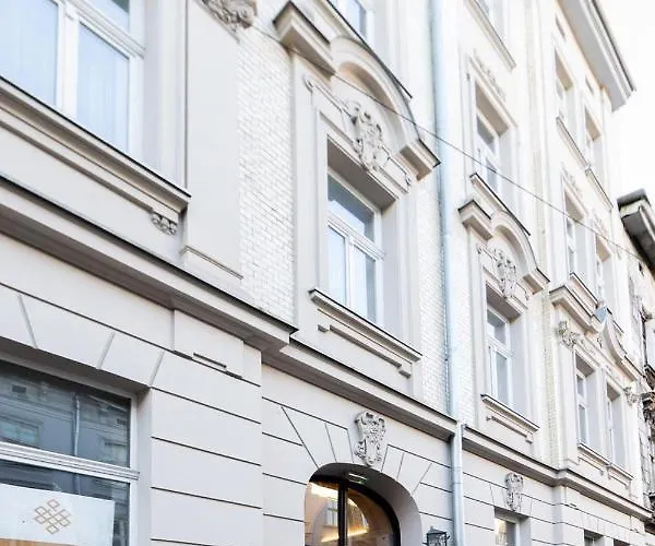 Lion - Premium With Balcony * كراكوفيا